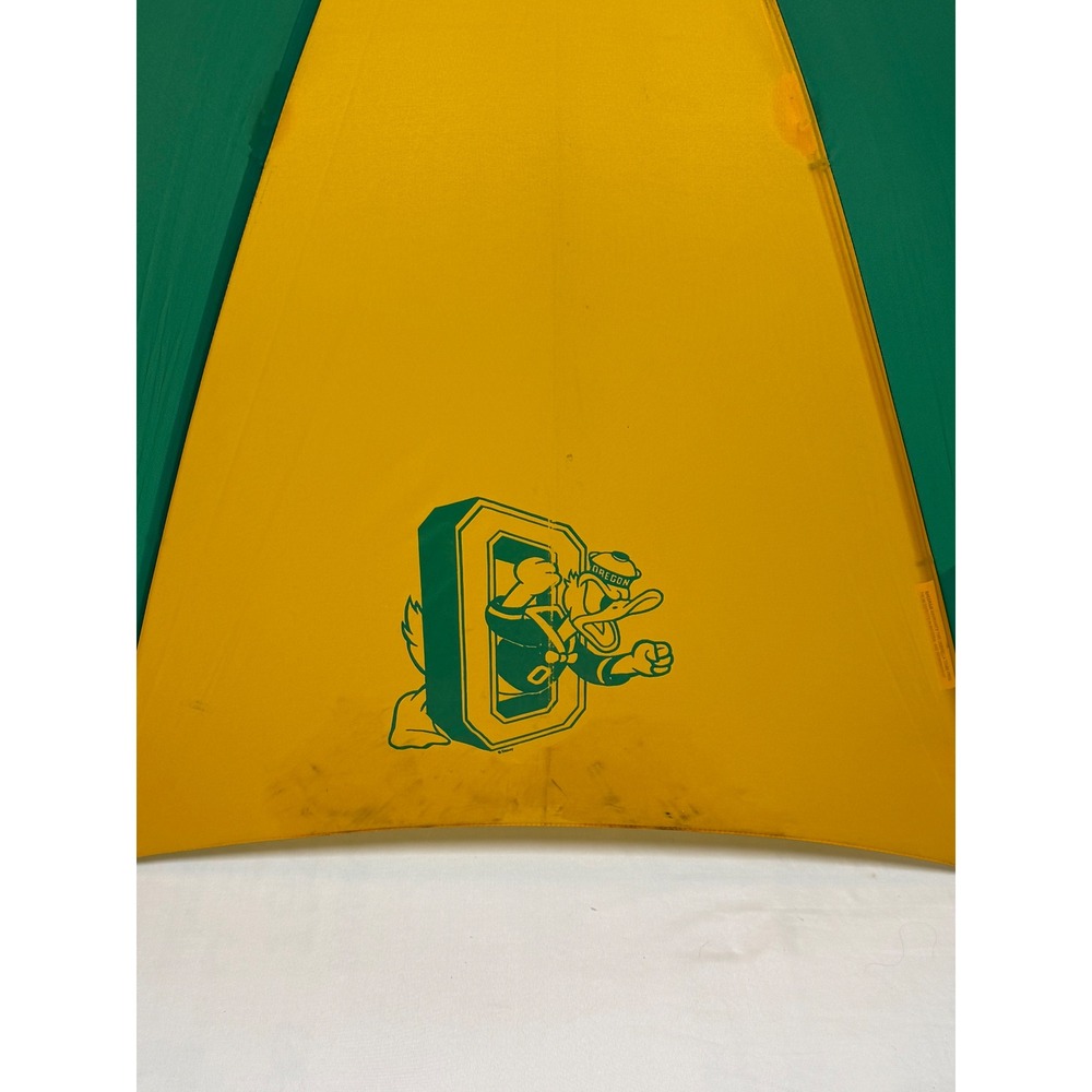 Vintage Oregon Ducks Shedrain Umbrella Green Yellow Donald‎ Duck Logo Golf Size - Picture 2 of 8